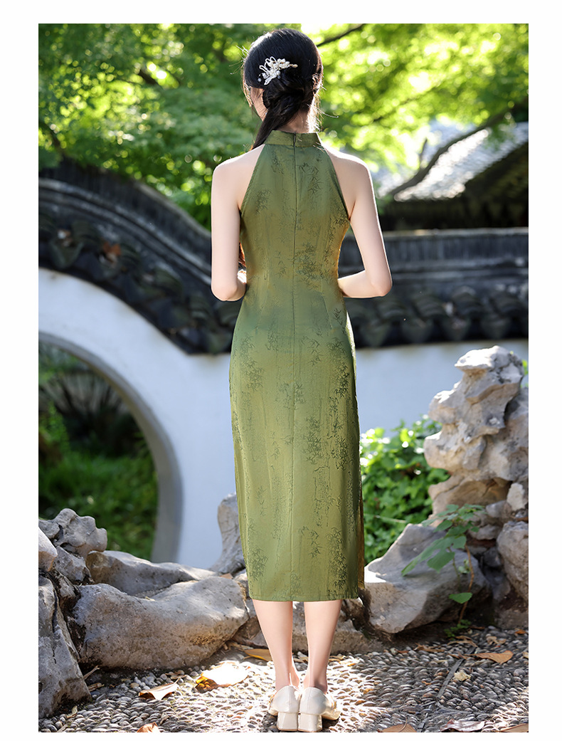Green cheongsam 2025 new style for young girls, a new Chinese-style daily improved sleeveless beauty dress for summer pic 10