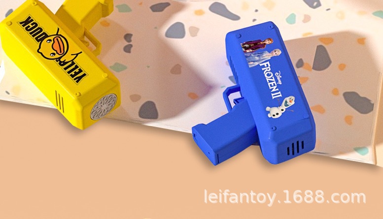 The new cross-border Minions Kuromi bubble gun toy is a handheld bubble gun that has become a hit online. It is fully automatic and multi-shaped pic 9