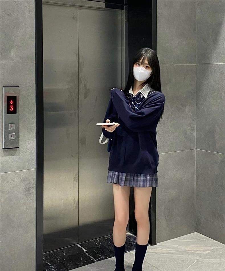 学院风秋冬新款jk制服毛衣套头v领长袖百搭少女软妹外穿针织衫详情5