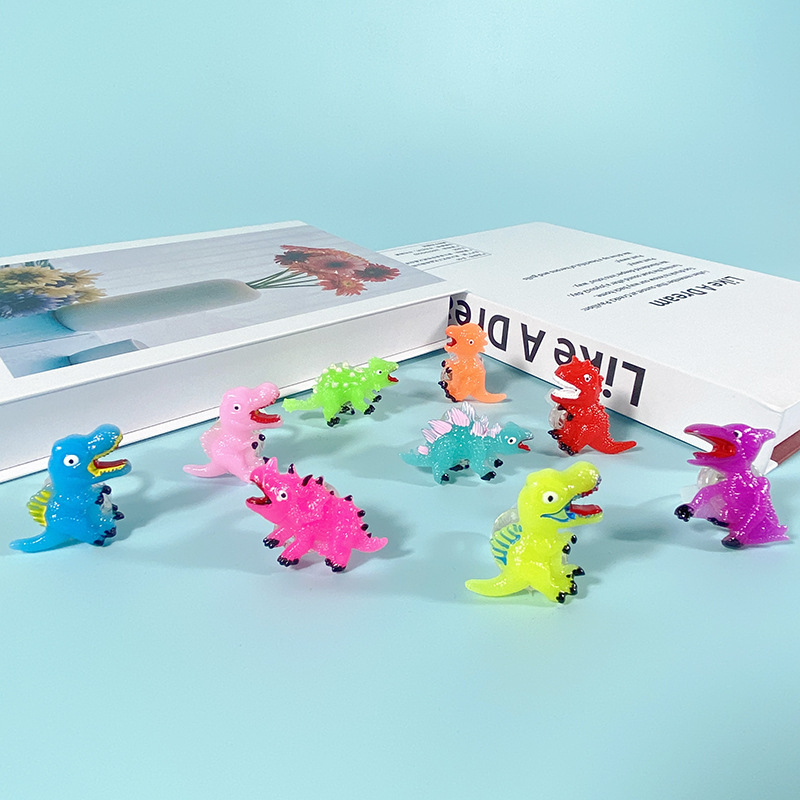 亚马逊热销树脂卡通恐龙发光戒指荧光LED手指灯儿童派对戒指套装详情8