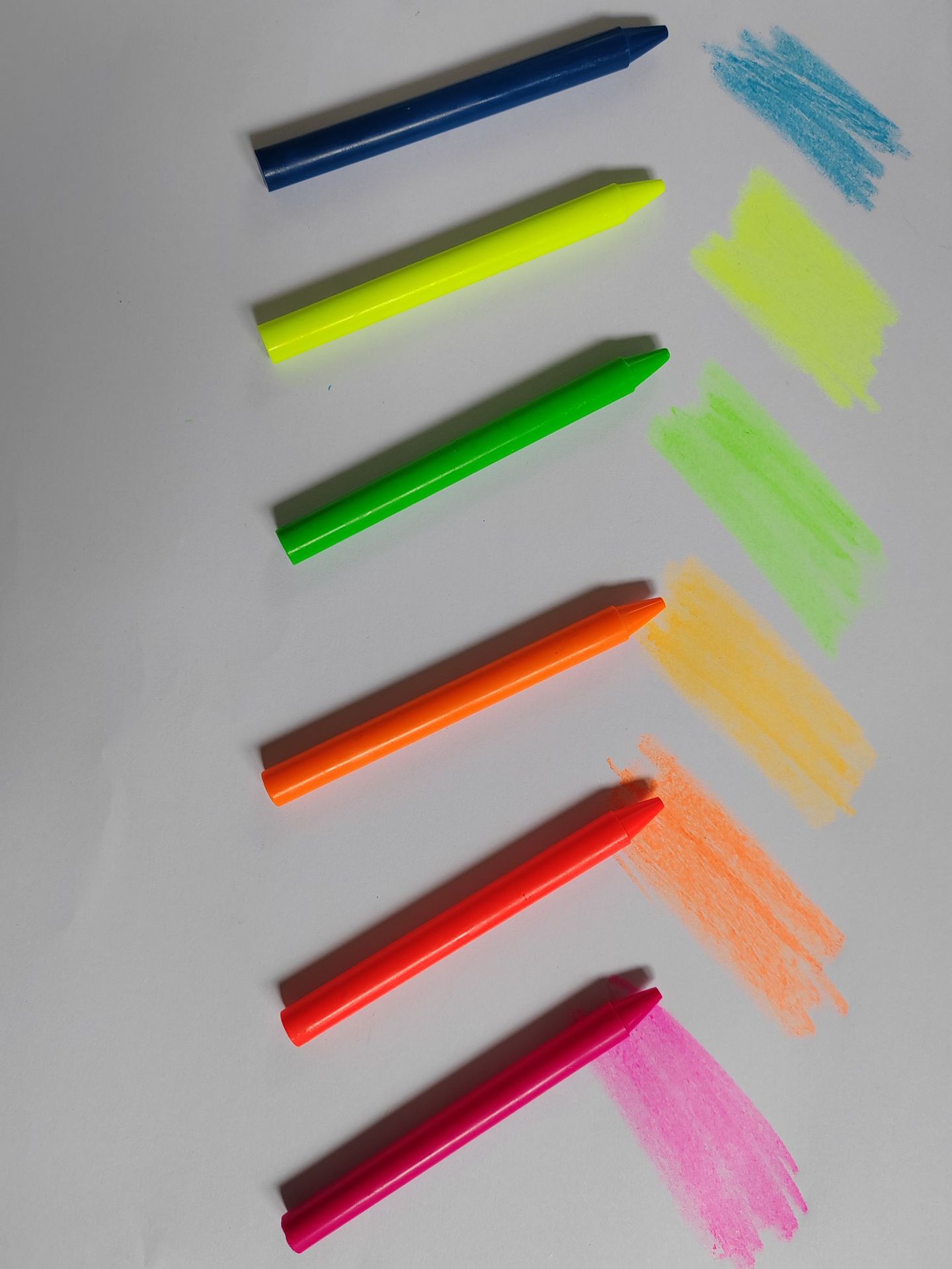 荧光蜡笔彩色儿童绘画涂鸦蜡笔厂家直销批发详情6