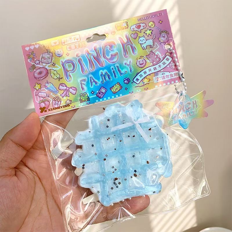 小红书同款草莓舒芙蕾仿真慕斯蛋糕慢回弹湿玩具批详情17