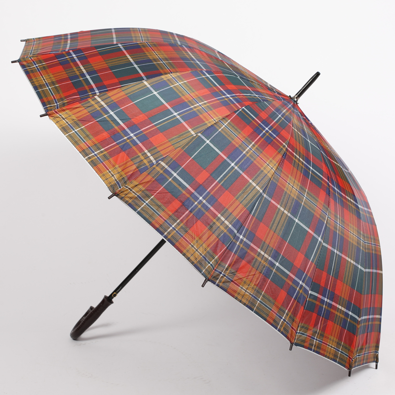 Xingbao Umbrella is a bestseller in Asia, Africa and Latin America. It offers 27-inch 16-bone silver rubber sun protection and shade umbrellas for cross-border wholesale. It is a polyester umbrella manufacturer pic 5