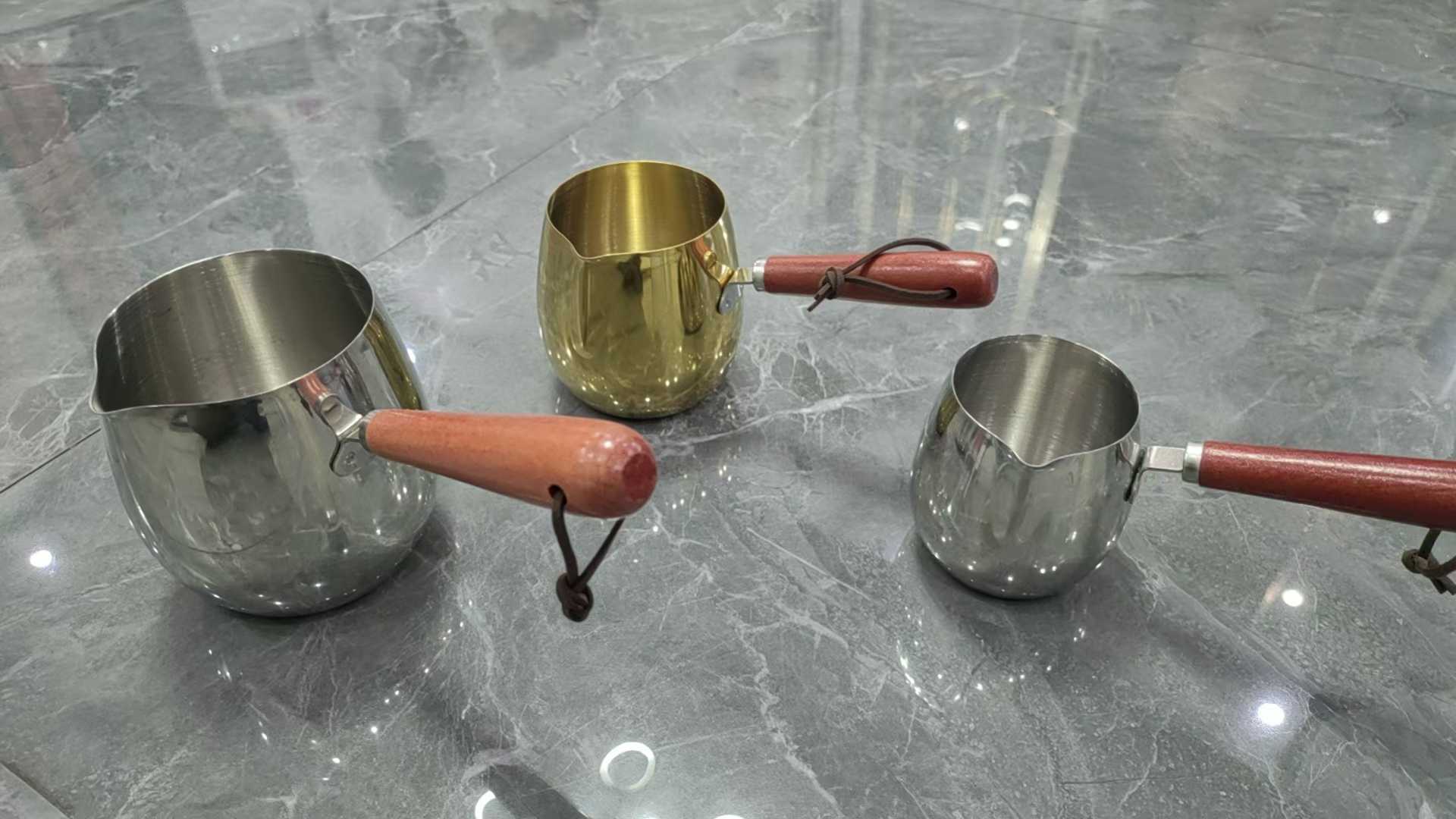 304 stainless steel latte art milk cup, small oil-pouring pot, hot oil baby food pot, milk pot, long handle, household oil-pouring pot pic 5