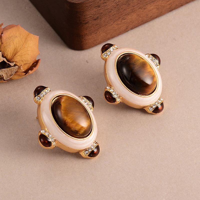 French retro glass oval earrings, unique diamond-encrusted court style, distinctive stud earrings, tiger eyes, high-end earrings for women pic 23