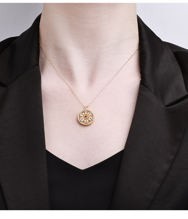 卓恒甄选S925纯银幻彩高级感蝴蝶项链轻奢小众百搭款春夏季学生闺蜜颈链吊坠详情3