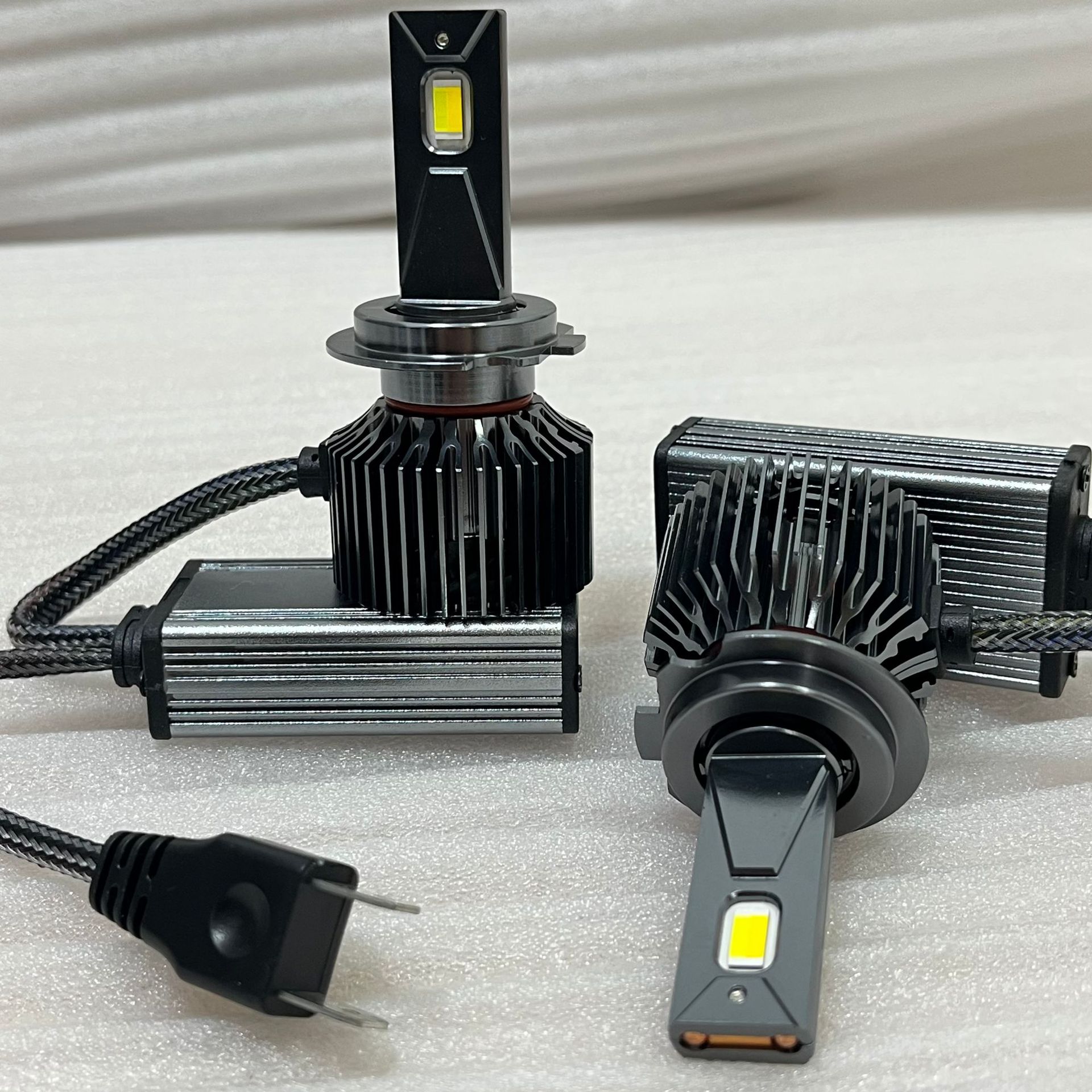 New 150W high-brightness automotive LED headlights, high-power LED car lights with 3 color temperatures, cross-border best-selling automotive headlights pic 6