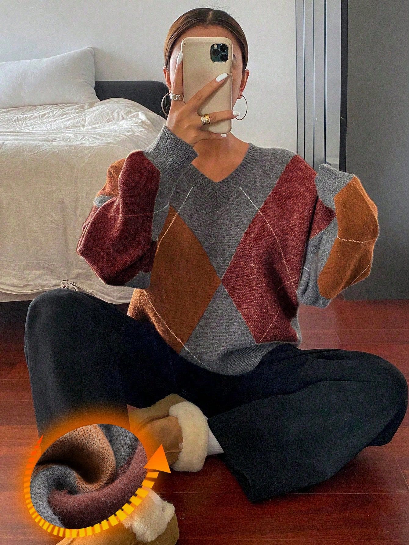 A retro color-blocking diamond-shaped V-neck sweater for women, a laid-back Korean-style knitted sweater, a casual and fashionable base layer for a trendy top pic 19