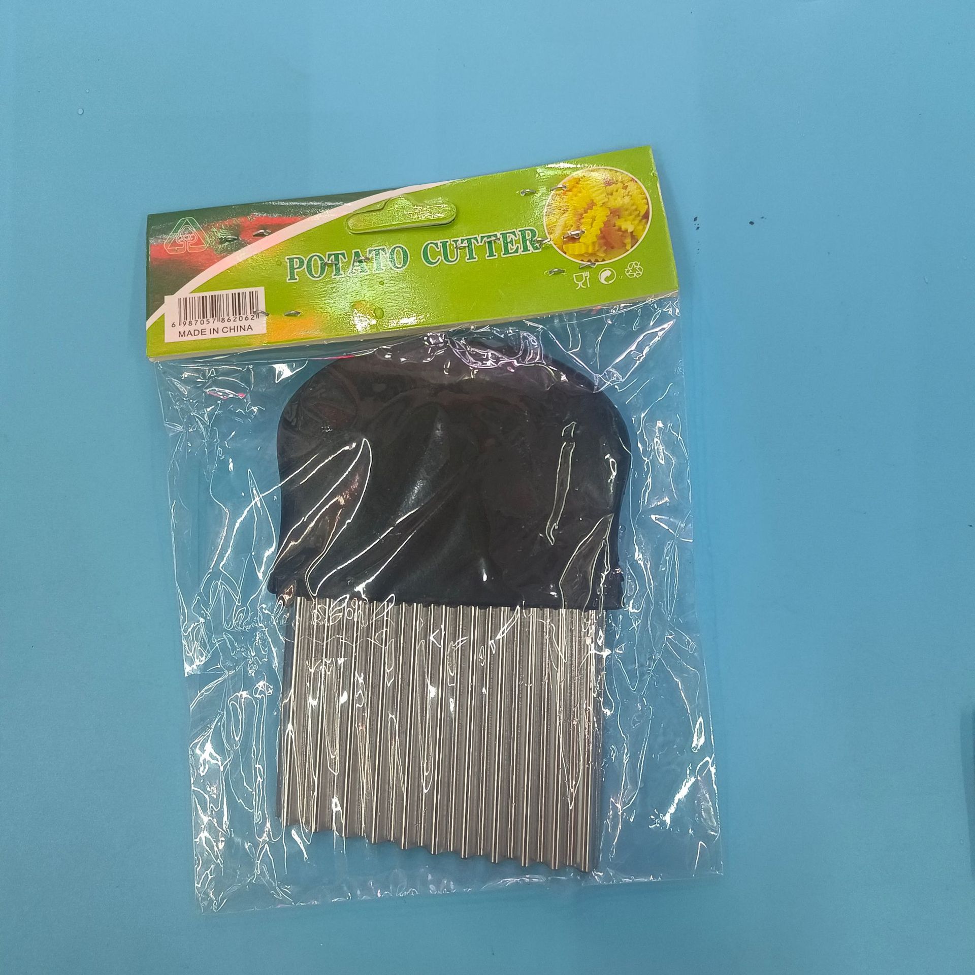 Corrugated plastic peelers, peeling knives, vegetable slicers, potato slices, hot wholesale, daily necessities electric peelers pic 3