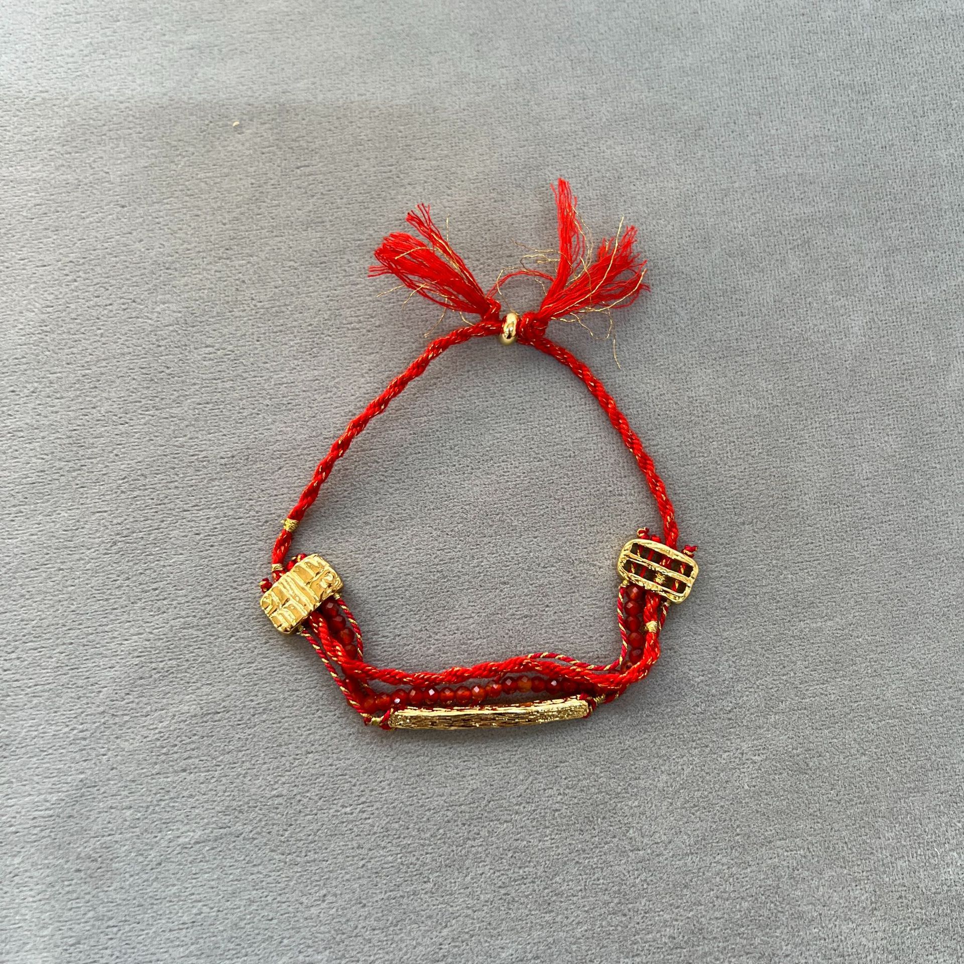 WEN*家KISS系列红玛瑙手链红色系新年礼物本命年小众红绳多层手链详情9