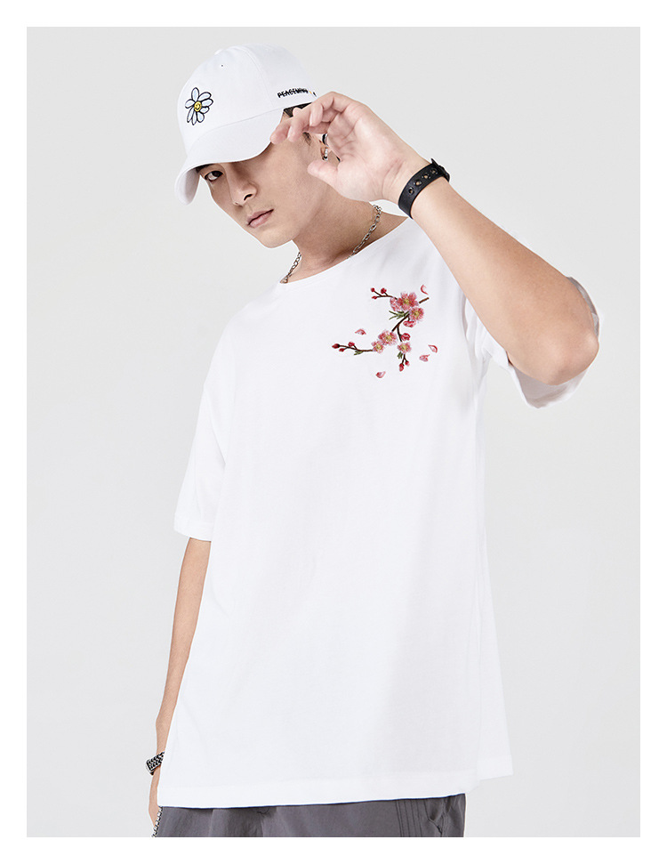 New Spring/Summer 2025 Guochao Chinese Trend brand loose plum blossom embroidered short-sleeved T-shirts for men and couples, summer half-sleeved pic 20