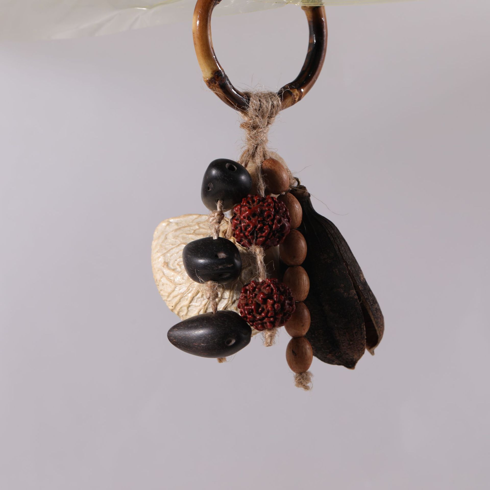 Indonesian handmade fruit shell wind chimes, natural Musical Instruments, sound therapy hand-cranked bells, fruit shell cranked bells, diy wind chime bags, hanging ornaments pic 6