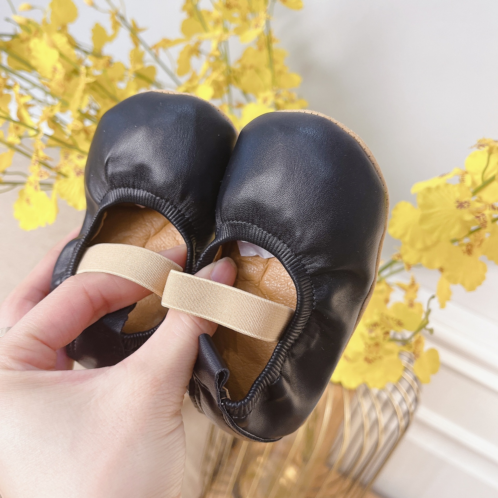 厂家小公主直供婴童学步鞋防滑新款春秋0-2岁女童小皮鞋婴儿软底详情7