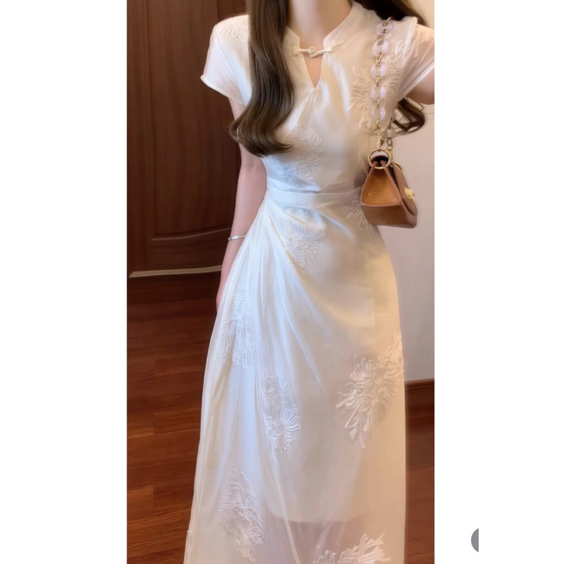 新中式国风清冷感刺绣改良版旗袍连衣裙少女日常可穿2025夏季裙子详情5