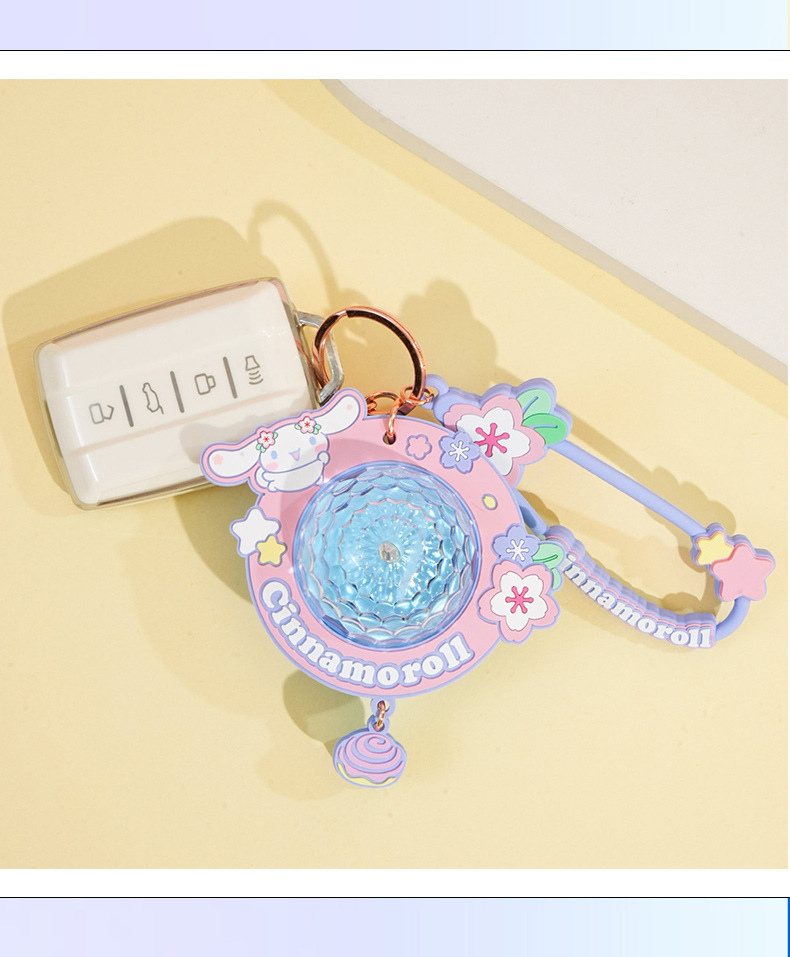 正版三丽鸥系列氛围灯挂件钥匙扣投影灯发光可爱包包礼品挂饰批发详情15
