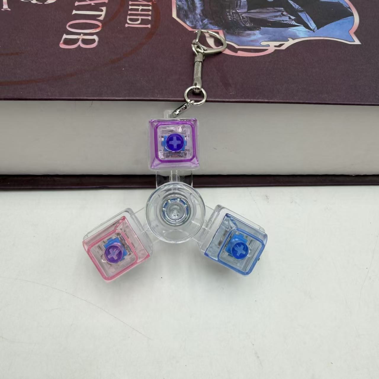 跨境按键陀螺键减压按键机械轴玩具创意按键发光电子键盘详情2