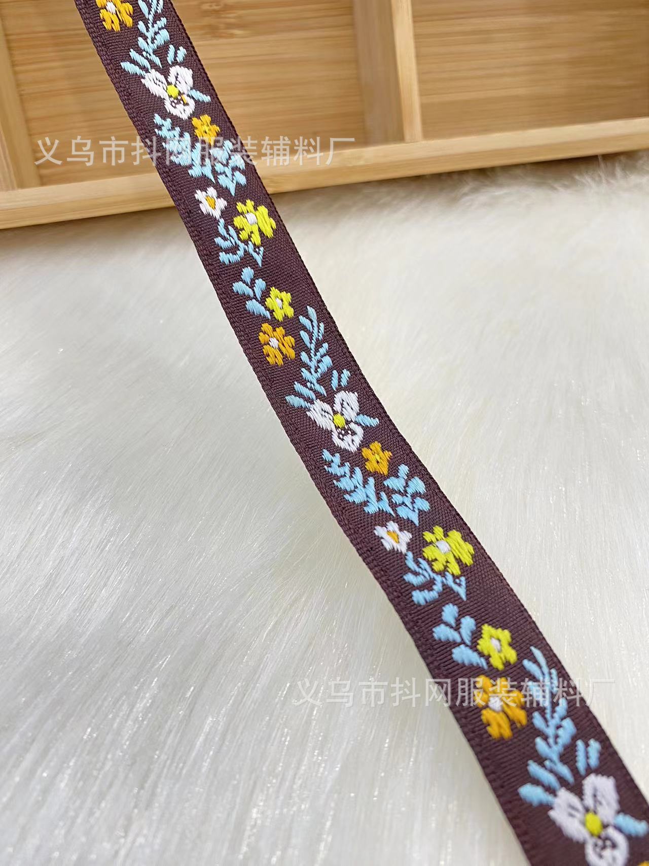 2cm花草提花刺绣织带发饰头饰演出服装辅料礼盒包装带详情9