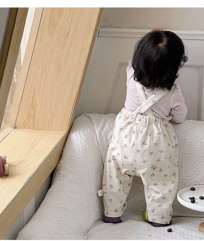 婴儿连体衣套装北欧碎花外出服女宝宝打底衫背带裤幼童两件套清新详情14