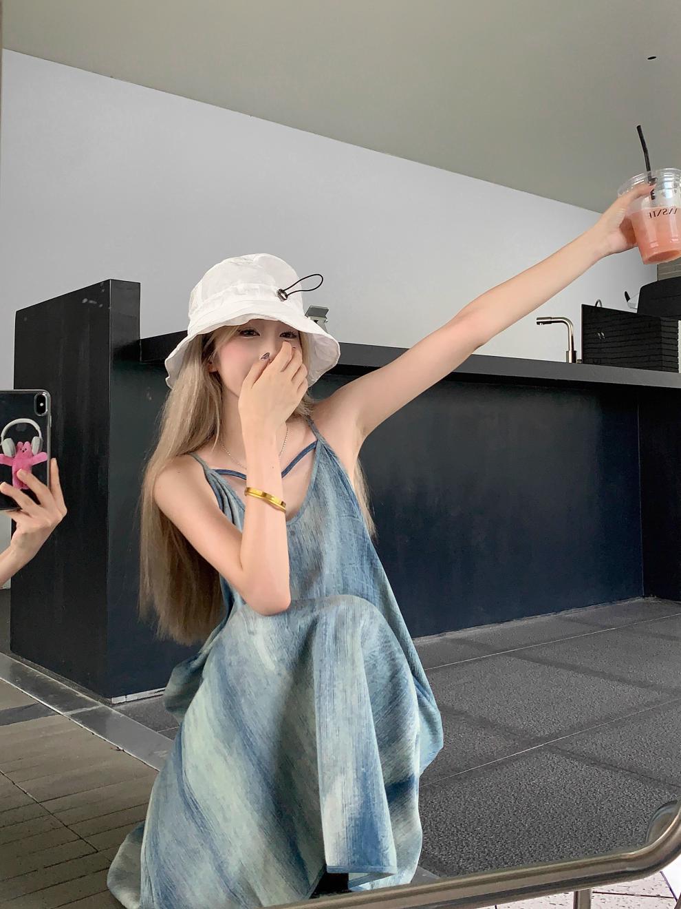 高级感小众设计扎染气质吊带连衣裙女夏宽松慵懒风海边度假长裙子详情6