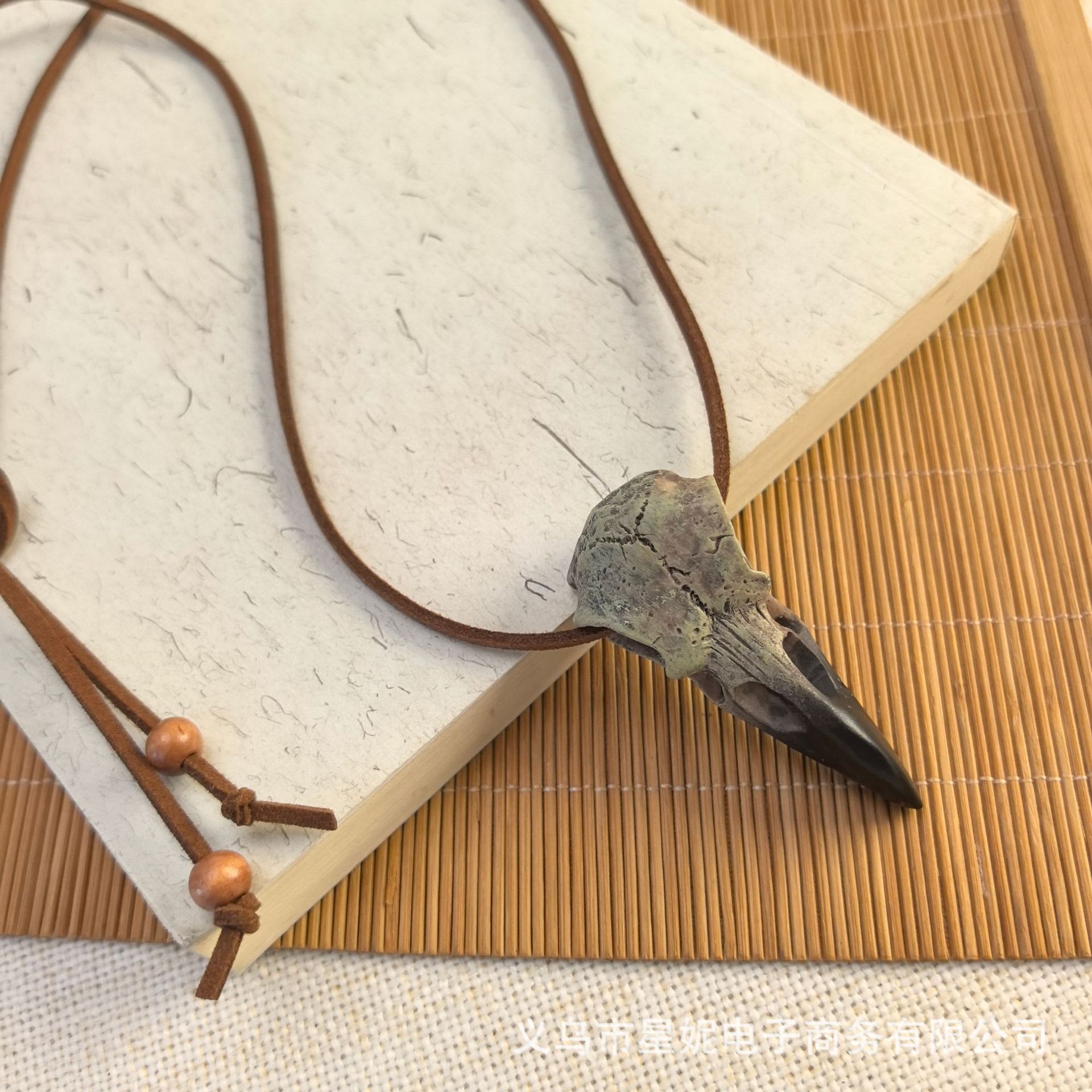New Chinese-style Zen-inspired cylindrical ebony pendant necklace, a female ethnic style simulation bird bone, versatile and niche design, simple and elegant pic 11