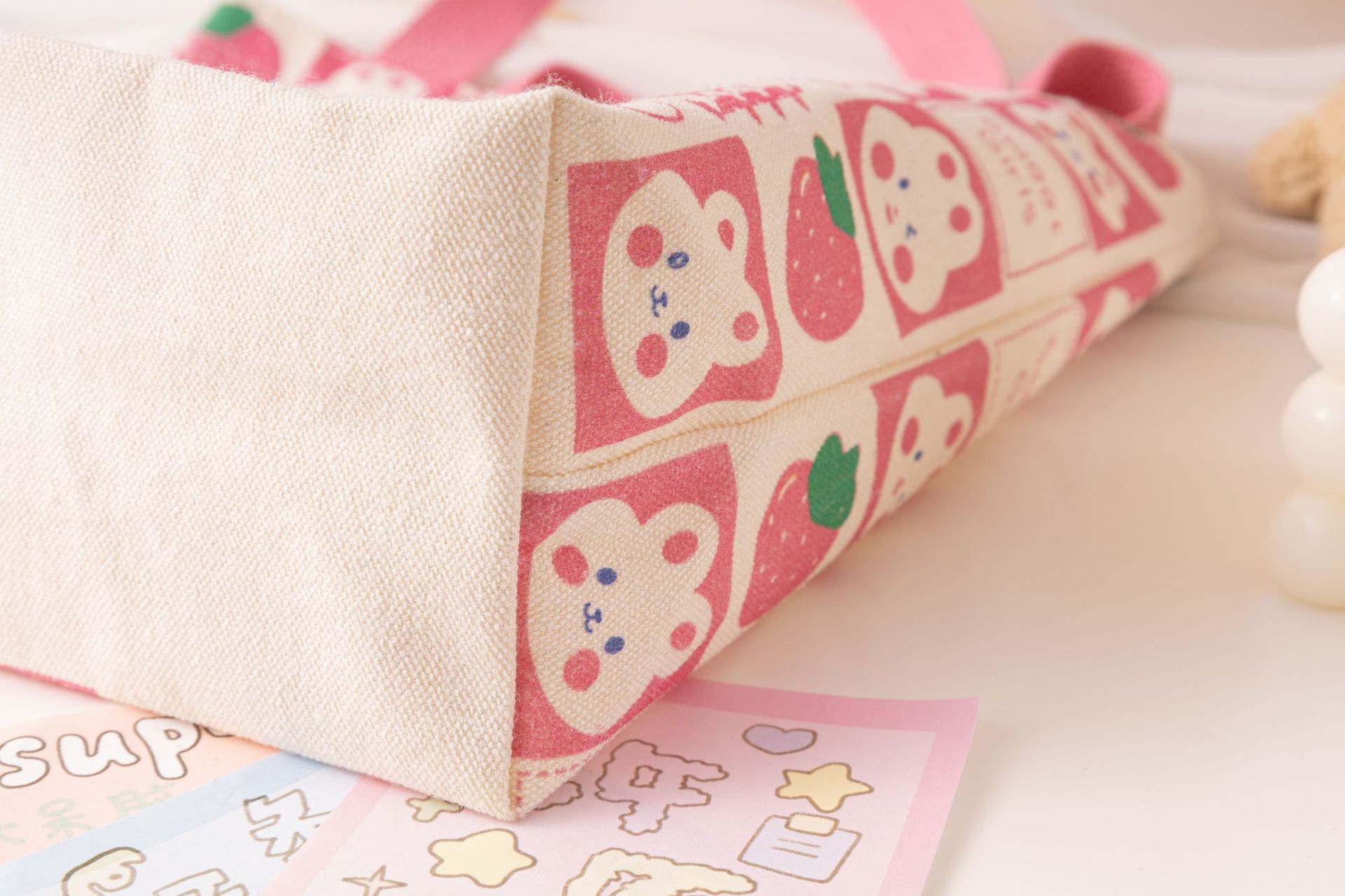 New souvenirs: Cute rabbit, tiger, ins hand-held canvas bag, lunch bag, fashionable lunch box bag for work and commuting pic 4