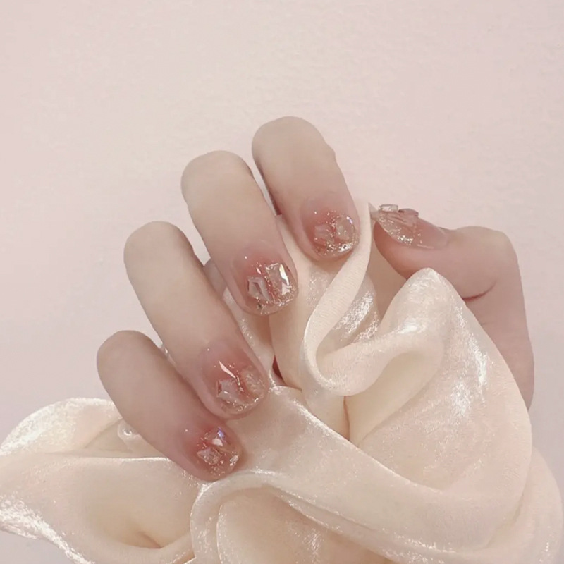 Wholesale of handcrafted wearable nails for Internet celebrities, medium and long heart-shaped diamond nail nail plates, nail patches, false nails, jelly glue pic 17