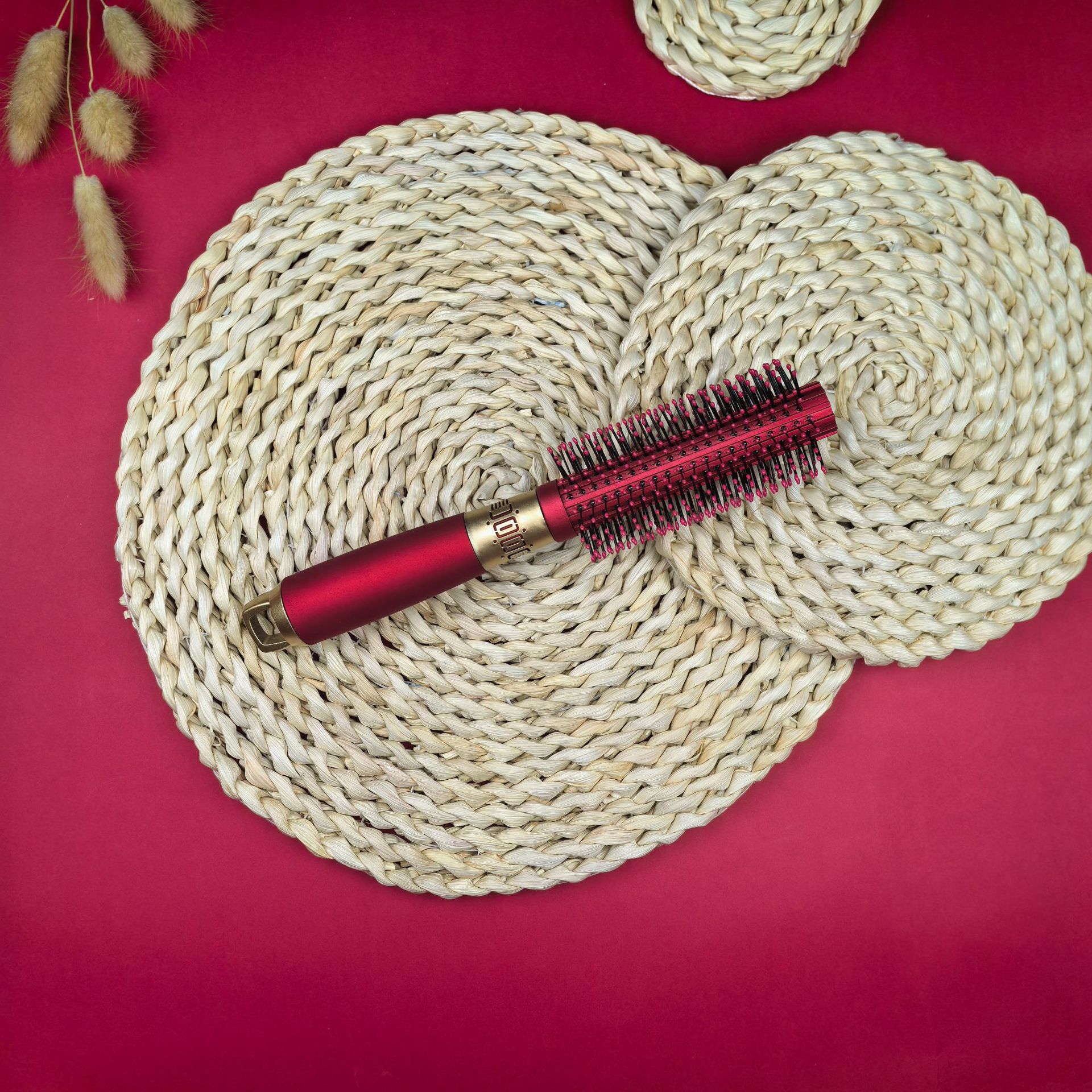 厂家批发女士气垫按摩梳方头气囊美发造型梳婚庆卷发梳红色高颅顶大弯梳详情11