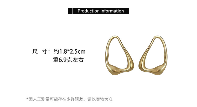 Silver needle, niche fashion, minimalist and cold style, European and American frosted lava triangular stud earrings, teardrop-shaped stud earrings 2024 trend pic 1