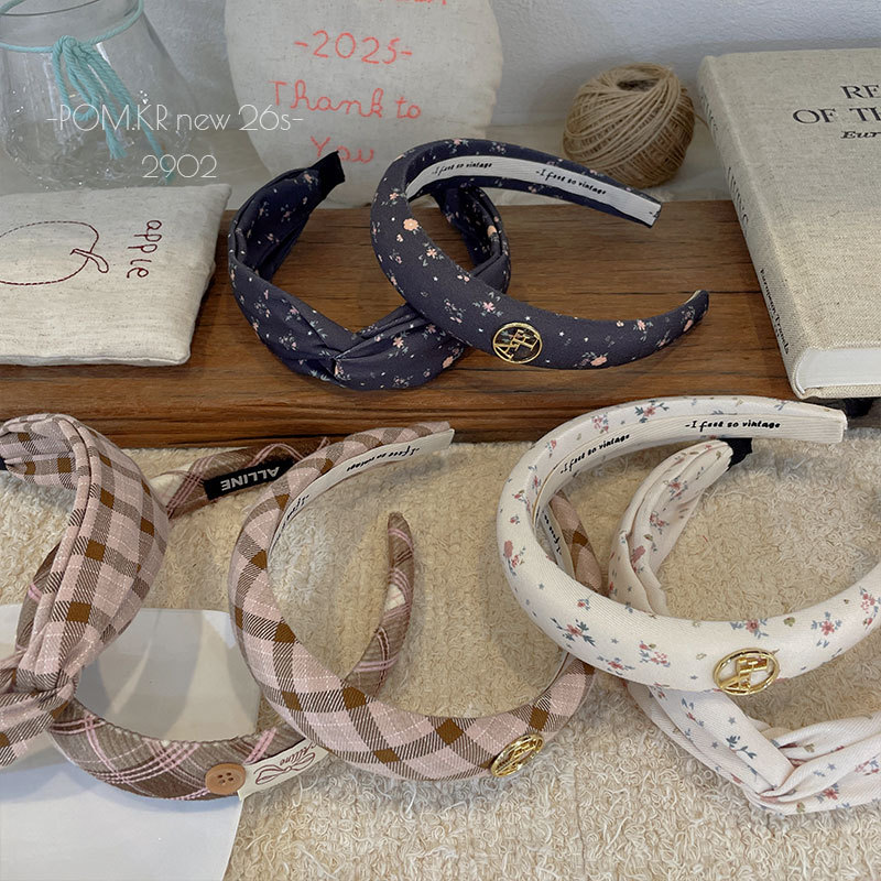 New Korean-style checkered floral sweet hairband, handcrafted fabric, versatile for girls, high headband, hairpin, hair accessory for girls pic 5