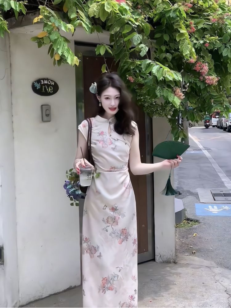 New Chinese-style green slimming and whitening cheongsam dress, a young and elegant summer dress with a light Chinese style and short sleeves pic 12