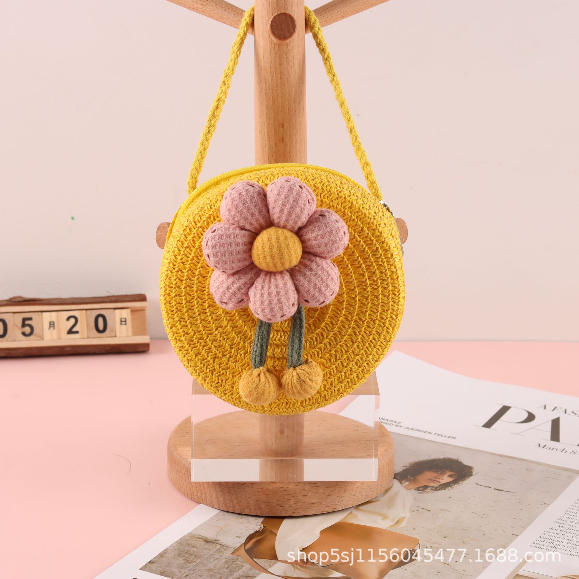 春夏新款儿童草编小包包小女孩可爱零钱斜跨圆包公主潮时尚单肩包详情19