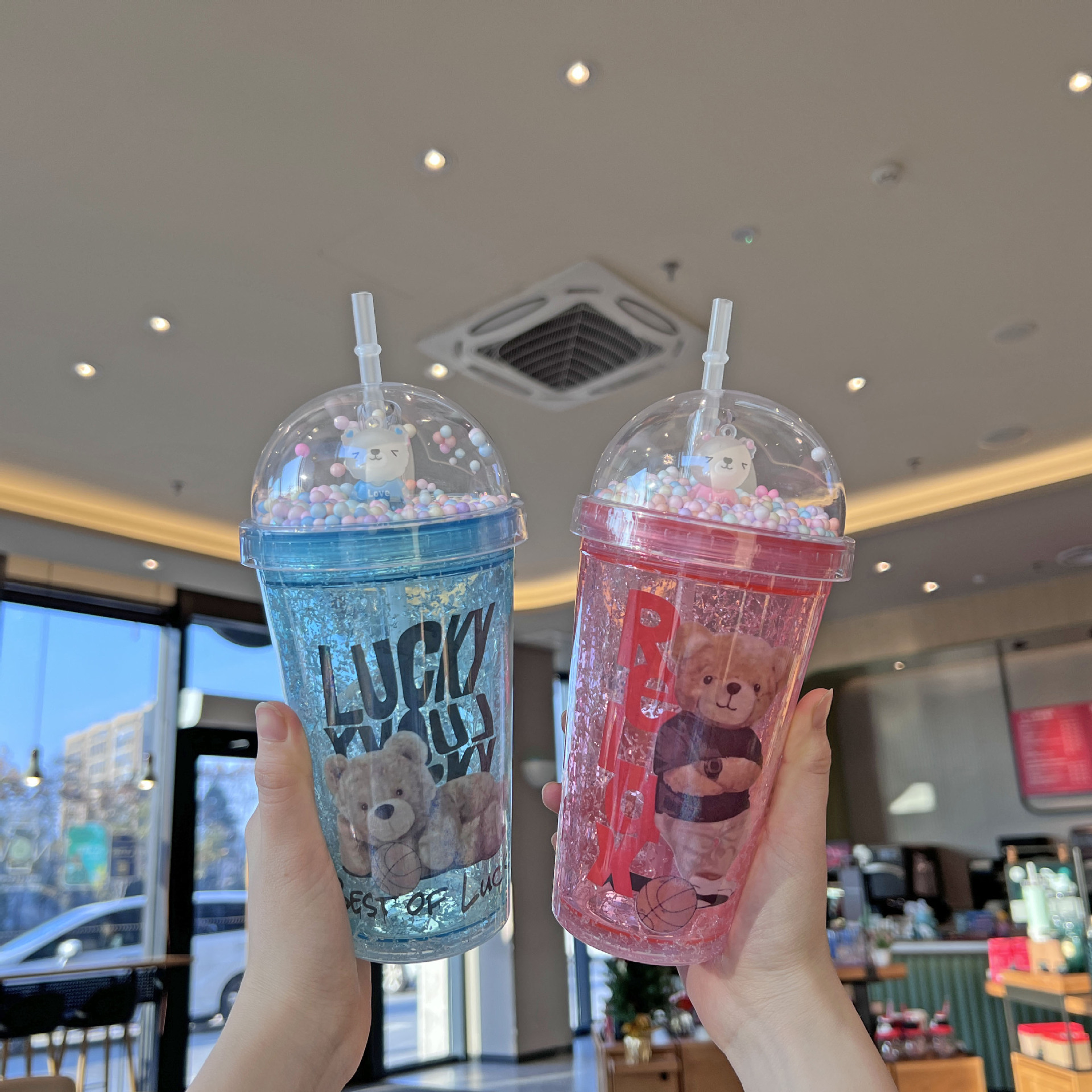 跨境新款卡通小熊杯双层塑料水杯可爱儿童便携高颜值吸管杯碎冰杯详情14