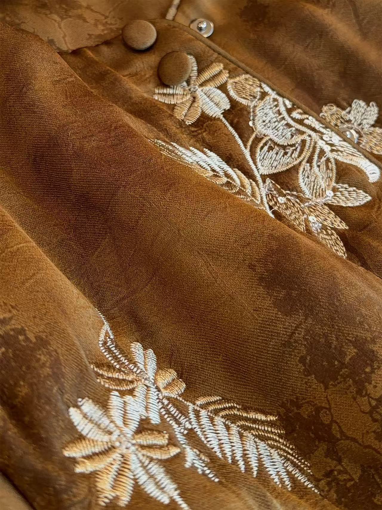 2025新款新中式国风棉衣女冬季时尚复古重工刺绣老钱风夹棉外套详情2