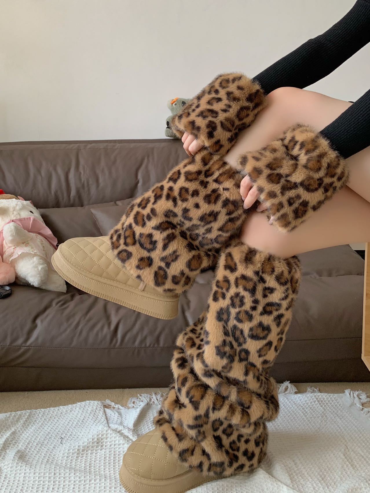 2025秋冬新毛毛袜套豹纹袜套女韩版加绒潮辣妹毛绒腿套保暖ins风详情1