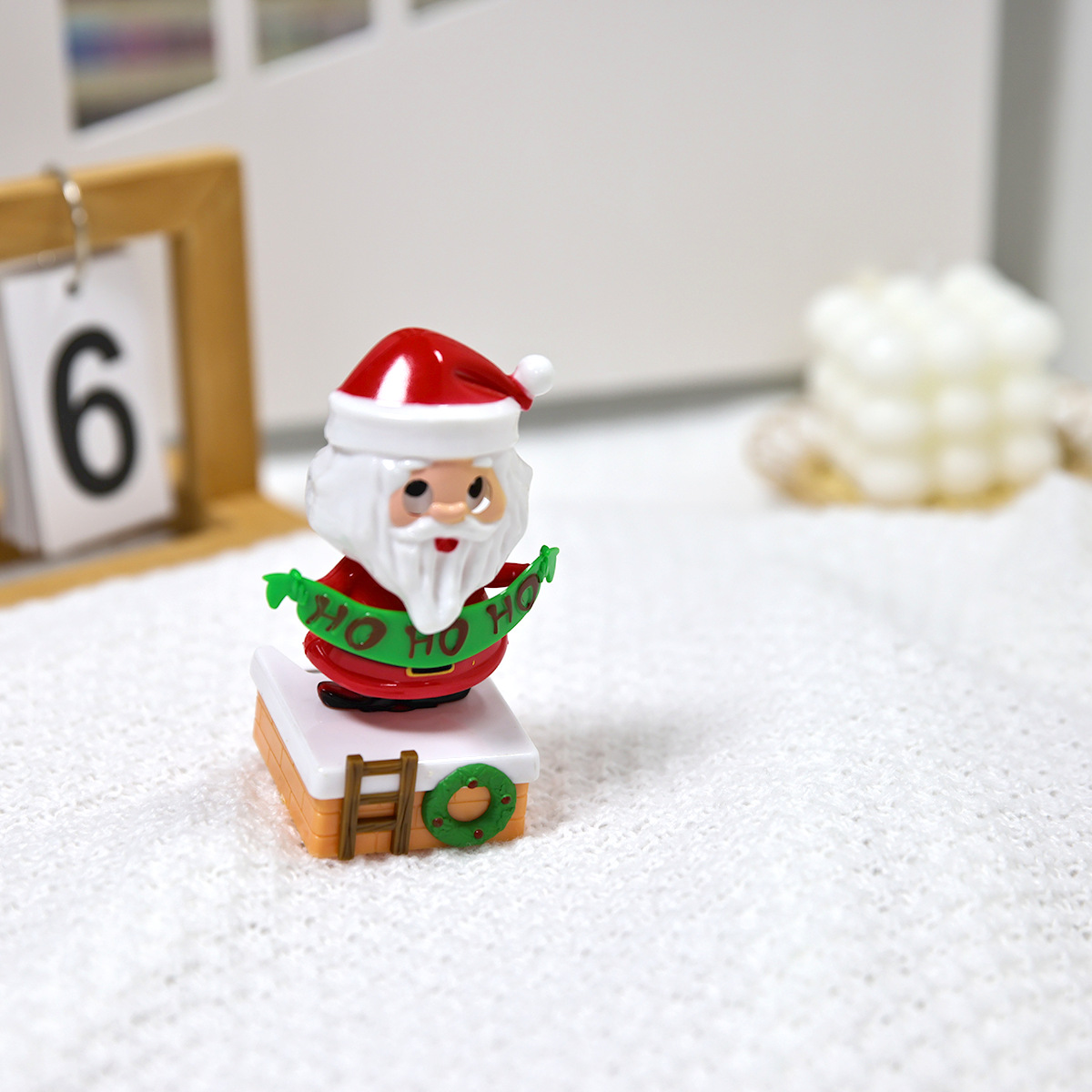 Cross-border new product Santa Claus HOHOHO green banner solar automatic rocker is available for wholesale and consignment pic 14