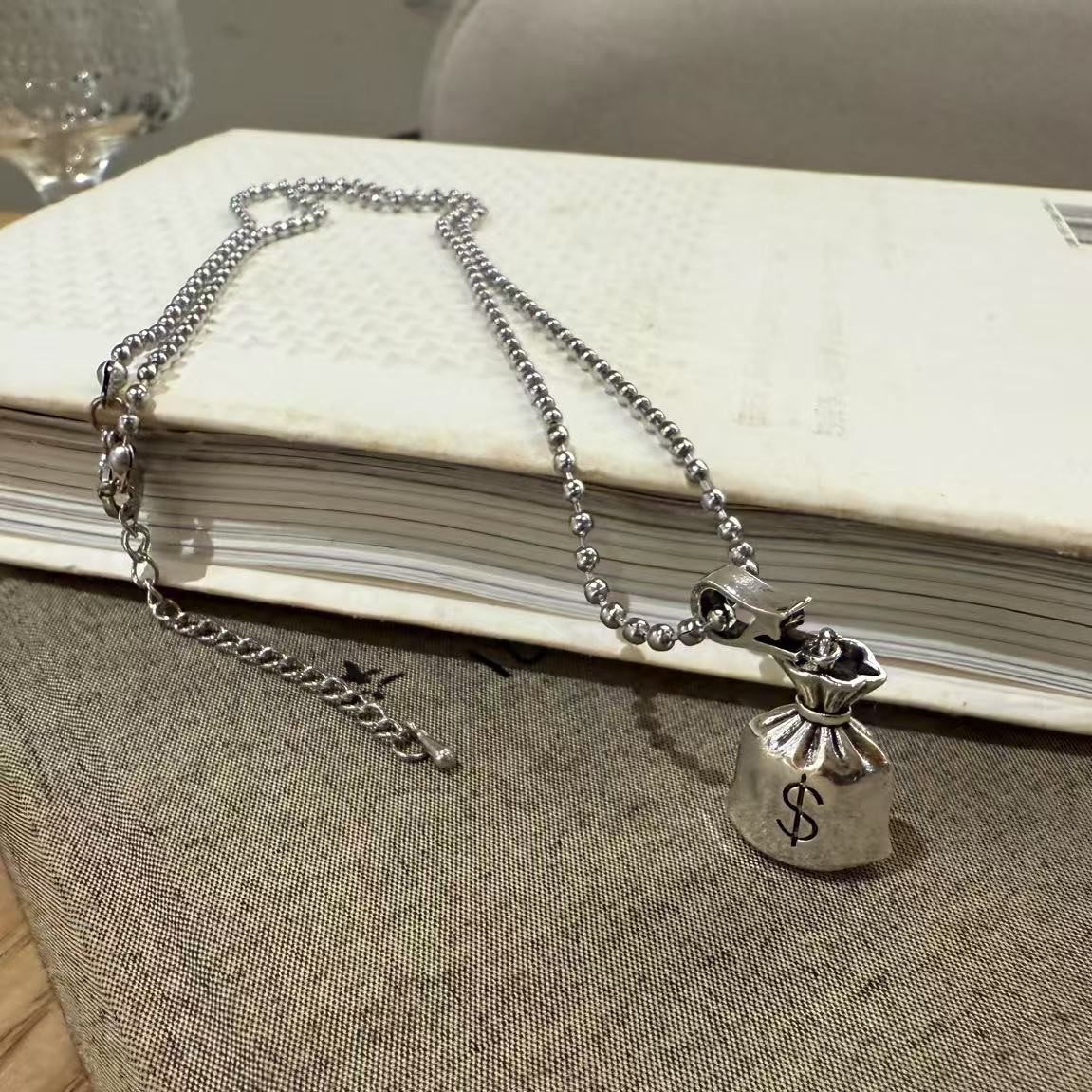 跨境专供亚马逊钛钢项链长款钱袋项链花朵仿古时尚百搭毛衣链项链详情8