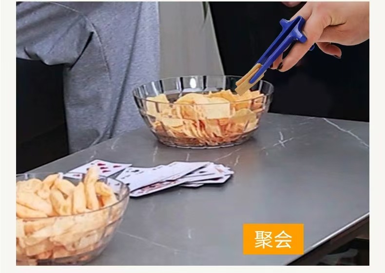 跨境懒人手指筷子幼儿辅助筷子夹零食不脏手指套环玩游戏神器批发详情6
