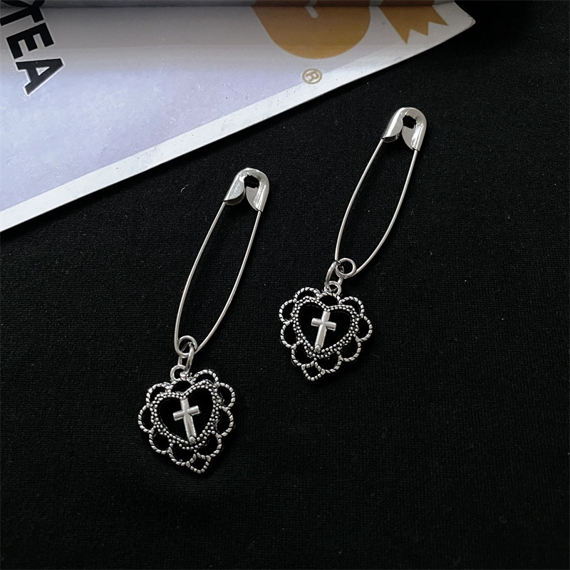 Gothic style, dark millennium, hot girl, cross, sweet love, alloy head accessories, shoes, bags, small hanging decorations, trendy accessories pic 12
