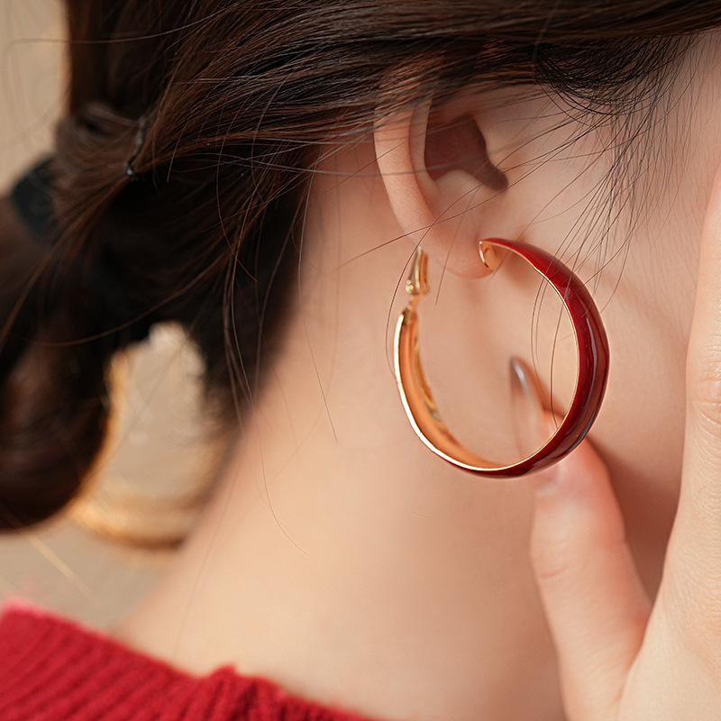 银针安可拉红色滴油宽面圆形耳环港风高级感耳圈简约气质潮流耳饰详情10