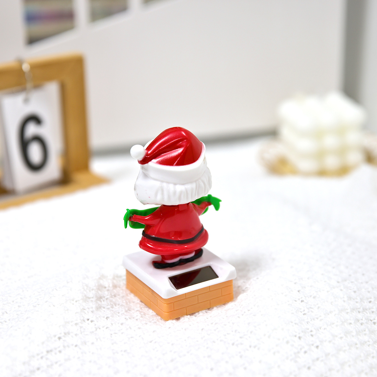 Cross-border new product Santa Claus HOHOHO green banner solar automatic rocker is available for wholesale and consignment pic 7