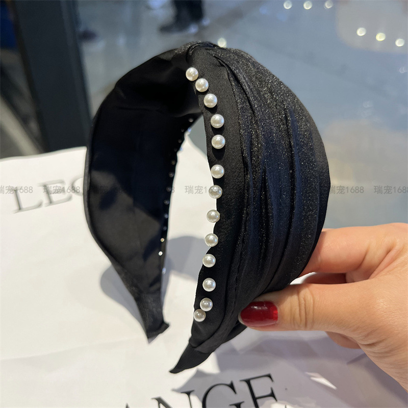 The new spring and summer headwear features a double-layer fabric with pleated yarn and asymmetrical beaded knots in the middle, creating a gentle and elegant hairband pic 7