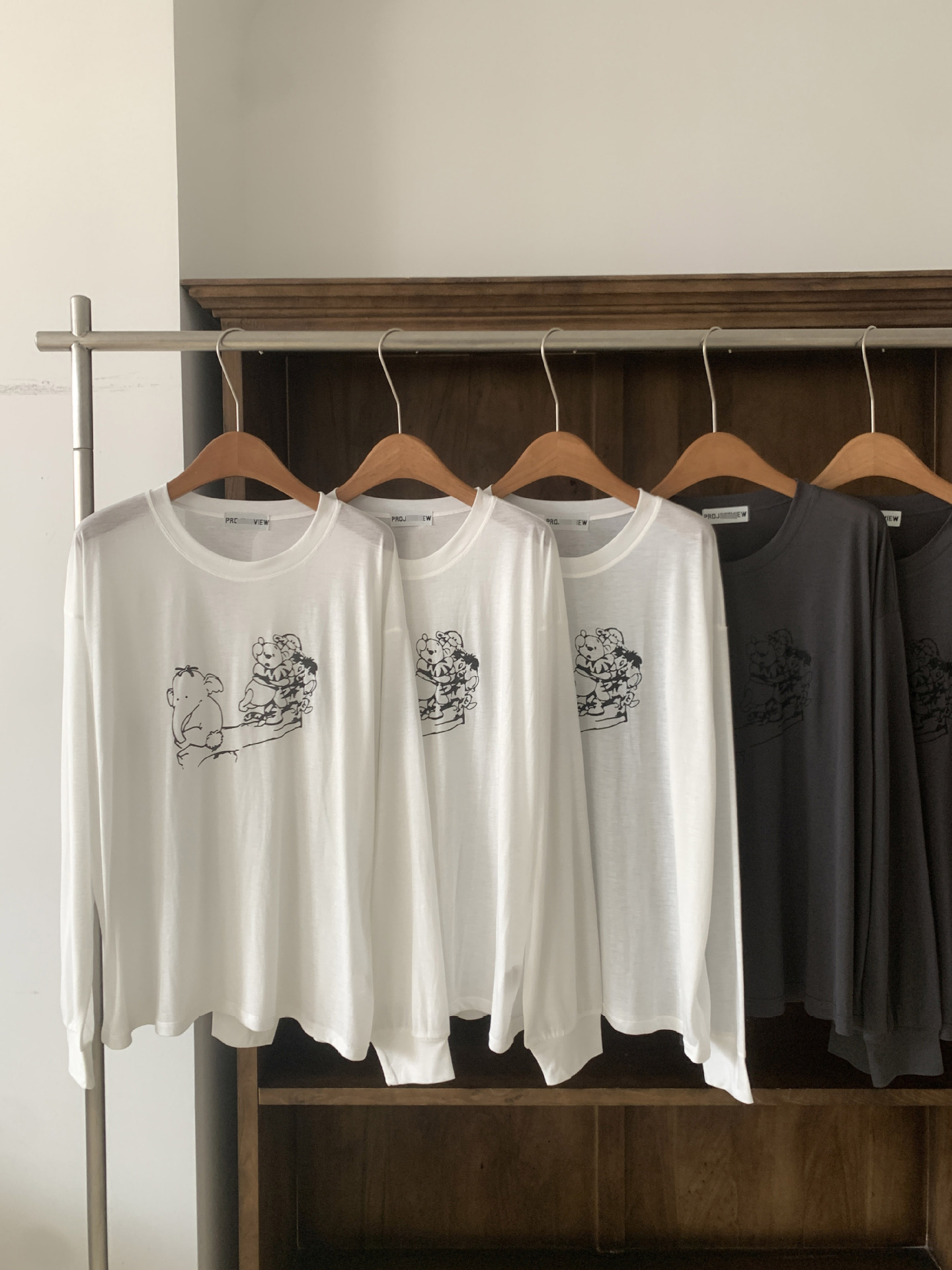 In stock 2025 summer new style, Dongdaemun, South Korea, round-neck super cute cartoon print sun protection long-sleeved T-shirt top for women pic 6