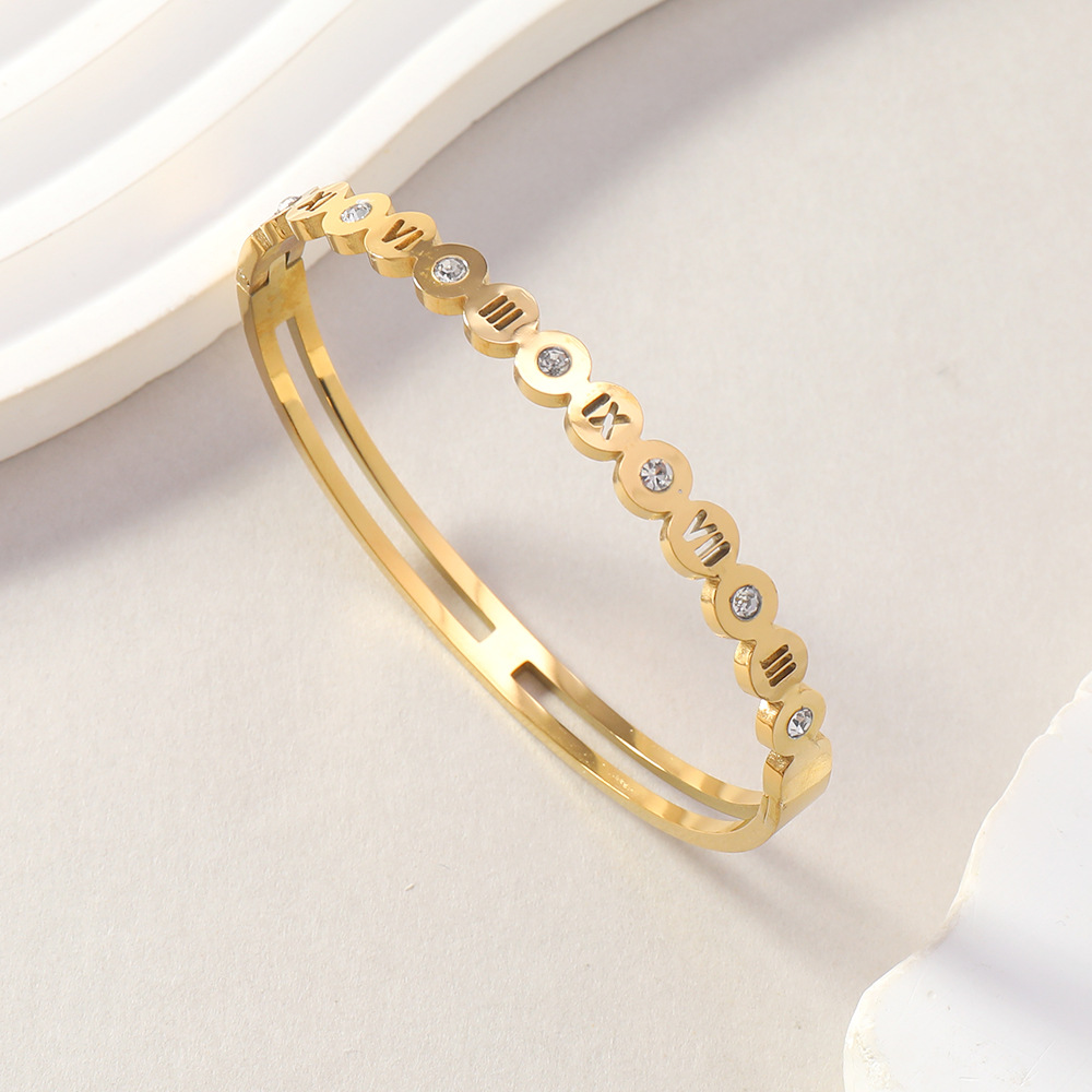 欧美跨境钛钢手镯女高级感时尚百搭罗马数字蛇镶钻手镯不锈钢饰品详情8