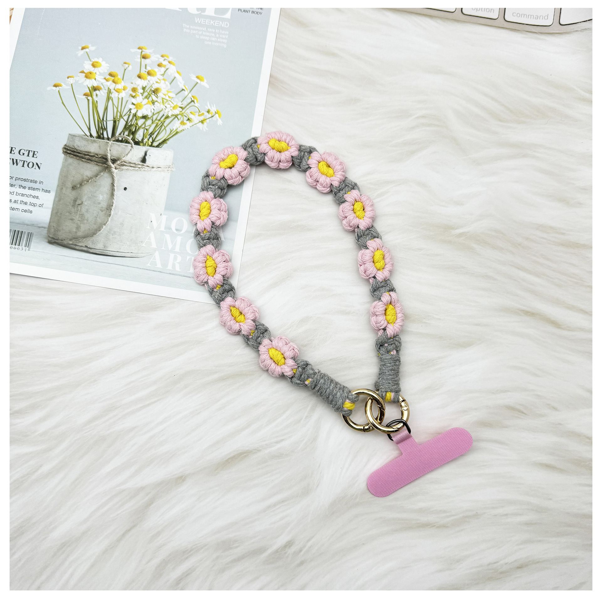 ins欧式手机挂件编织手机链小雏菊花朵编绳钥匙扣包包创意礼物女详情11