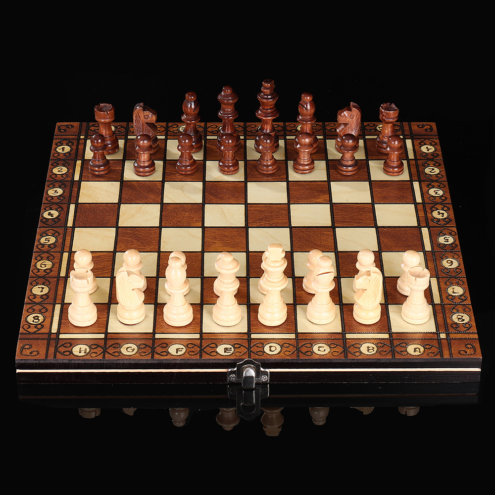 厂家直销木质磁性国际象棋3合1套装便携可折叠益智竞技桌游玩具详情11