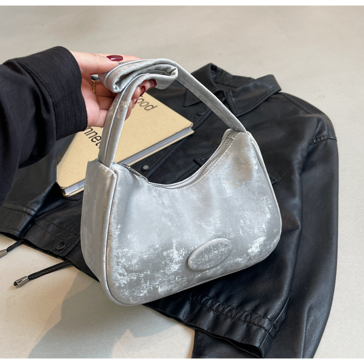 大容量通勤托特包女新款洋气单肩包潮搭时尚斜挎包都市风休闲女包详情28