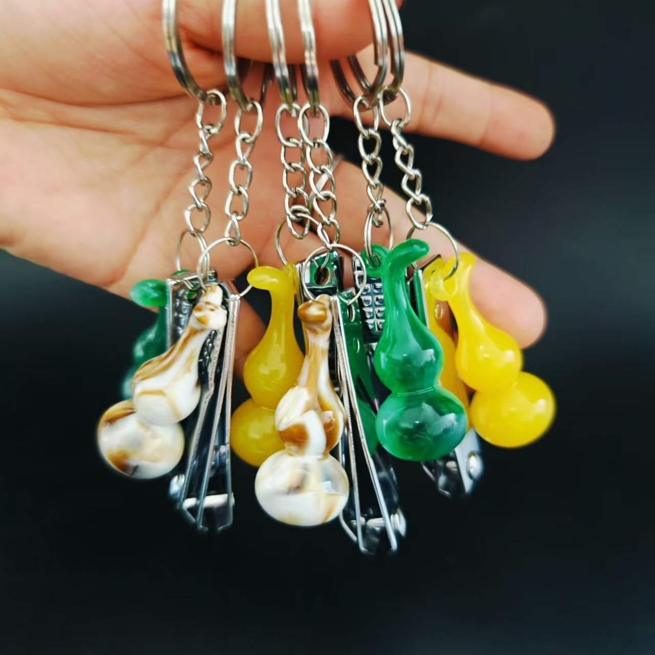 【 Doorway 】 Keychain of gourd nail clippers 100 yuan per pack 2000 yuan per piece. Keychain of gourd nail clippers, portable nail clippers, portable accessories with keychain, nail clippers 1 yuan wholesale pic 6
