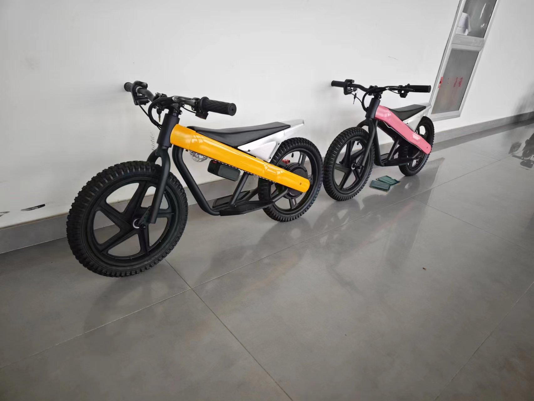 儿童电动车滑步车平衡车Balance Bike Ride On Toys Kids scooter详情162