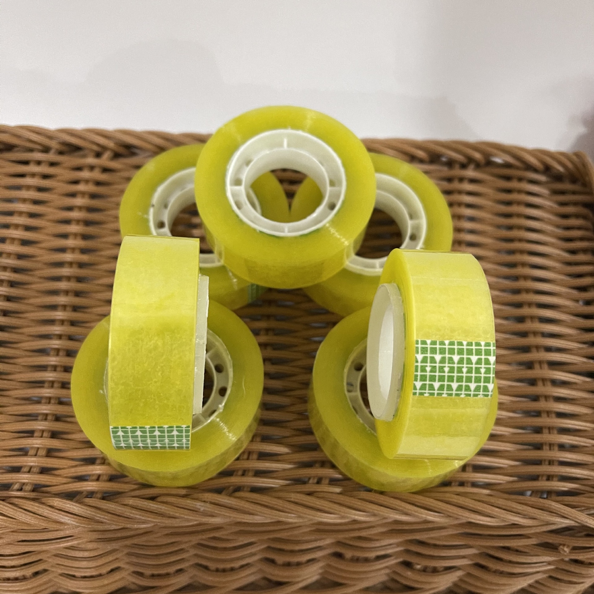 【 Zone 1-4 】【 Thickened 】 Small tape 8/ roll 480/ box Stationery tape Student Supplies Tape Adhesive Paper Small tape Office Tape 1 yuan Source Gift Street stall wholesale pic 2