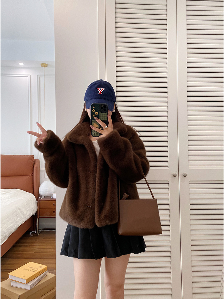 欧貂绒皮毛一体短款立领仿水貂毛外套环保皮草女秋冬新品通勤风详情21